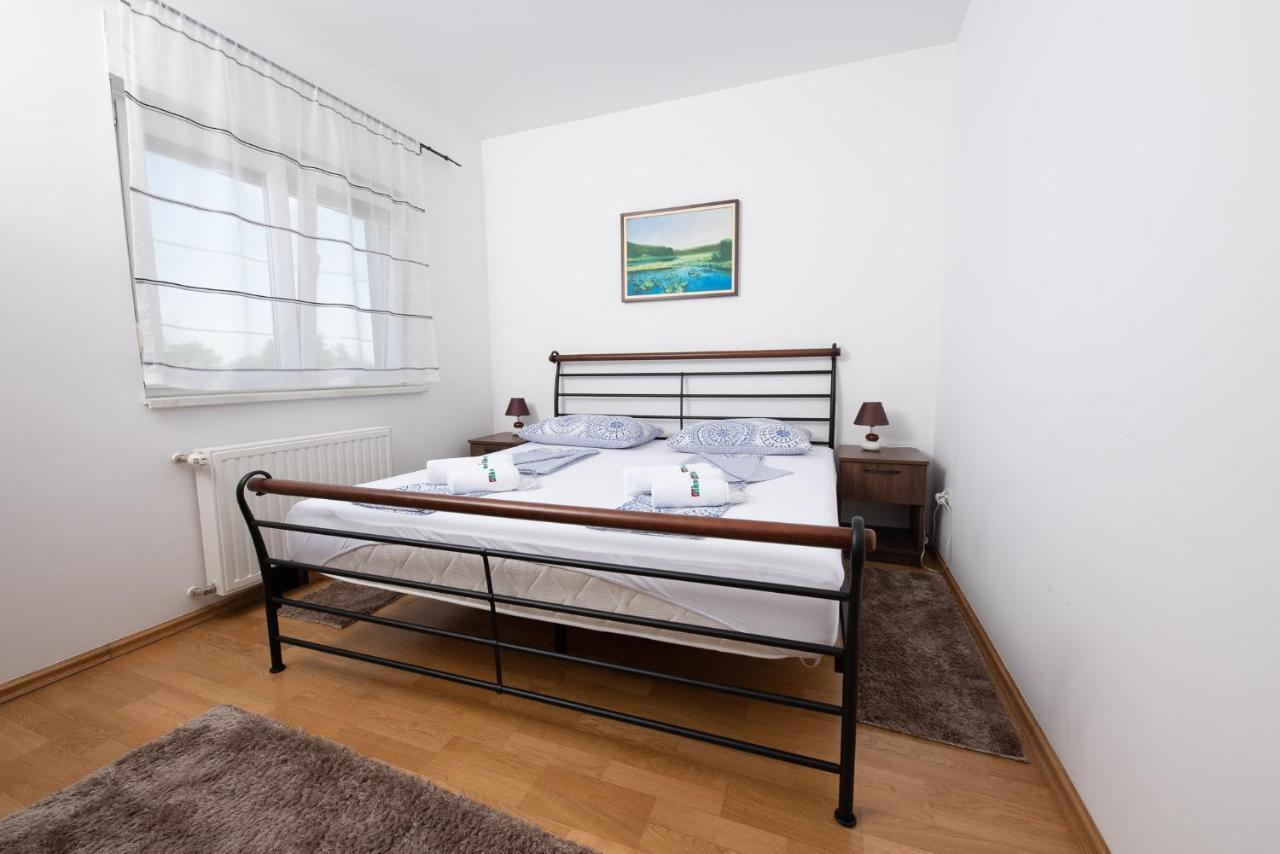 Apartmani Spoljar زوبانيا المظهر الخارجي الصورة