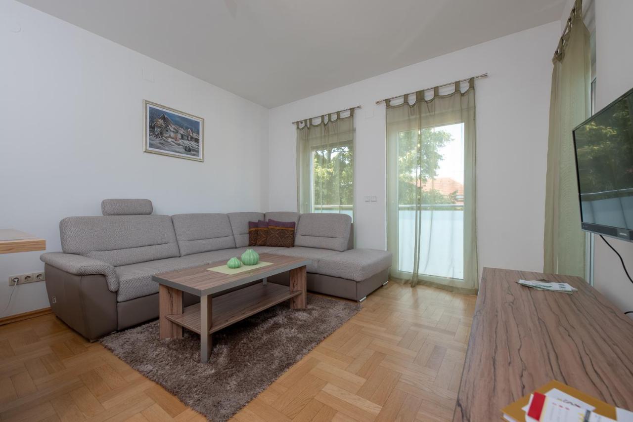 Apartmani Spoljar زوبانيا المظهر الخارجي الصورة