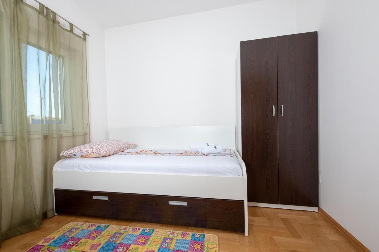 Apartmani Spoljar زوبانيا المظهر الخارجي الصورة